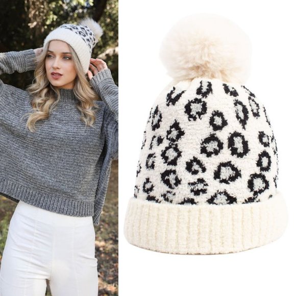 NEW Iovry Leopard Animal Pattern Faux Fur Pom Pom Fleeced Lined Soft Beanie Hat - Picture 1 of 7